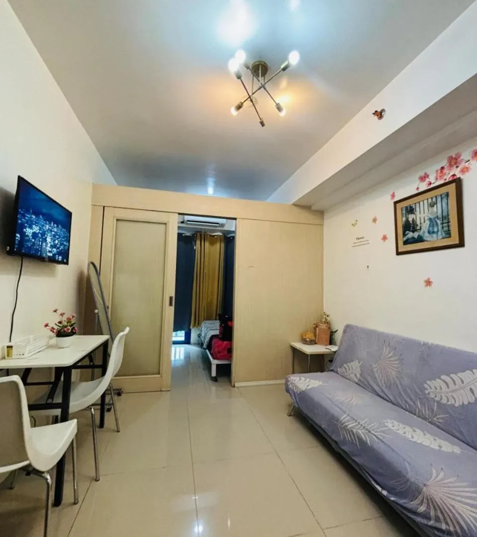 Sea Residence By Lyzel Flores Manila